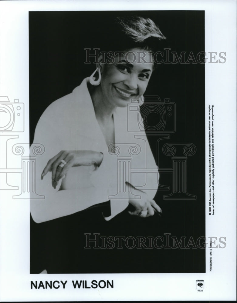 1995 Press Photo Famous song-stylist Nancy Wilson on her upcoming performance- Historic Images