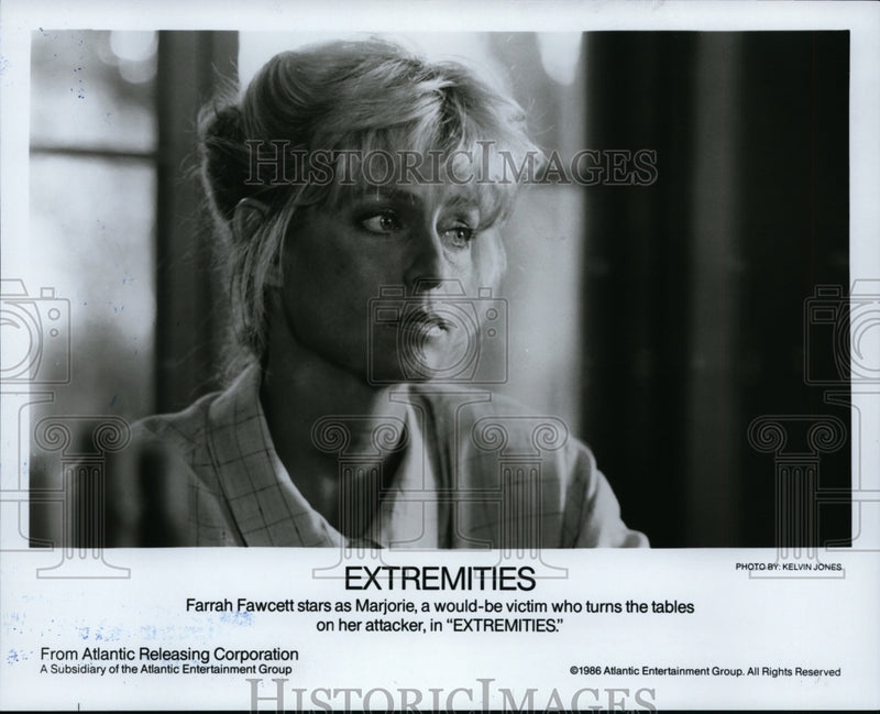 Load image into Gallery viewer, 1986 Press Photo Farrah Fawcett in Extremities. - cvp85291

