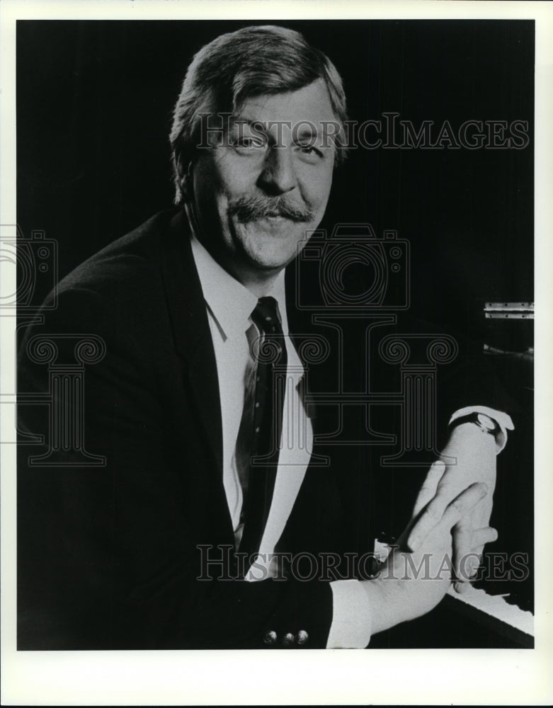 1988 Press Photo Butch Thompson jazz pianist - cvp86347- Historic Images