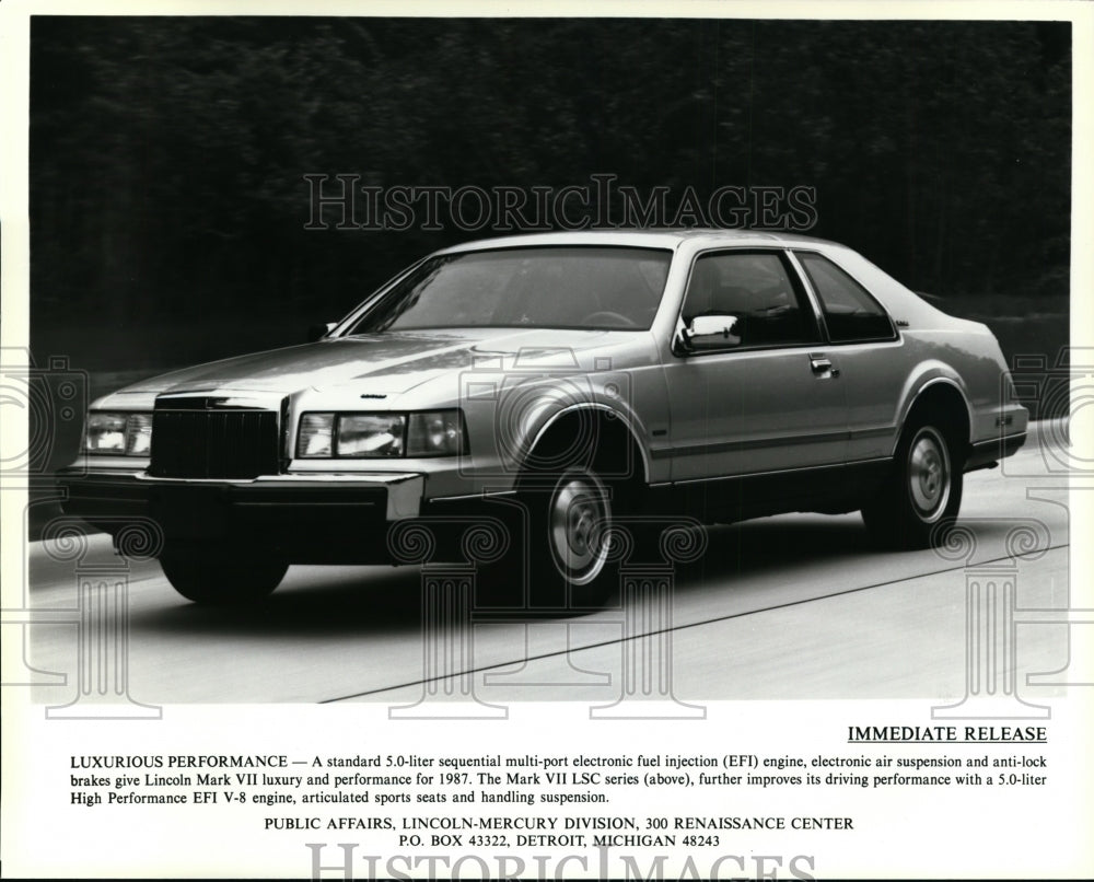 1987 Press Photo Lincoln Mark VII automobile - cvp86499- Historic Images