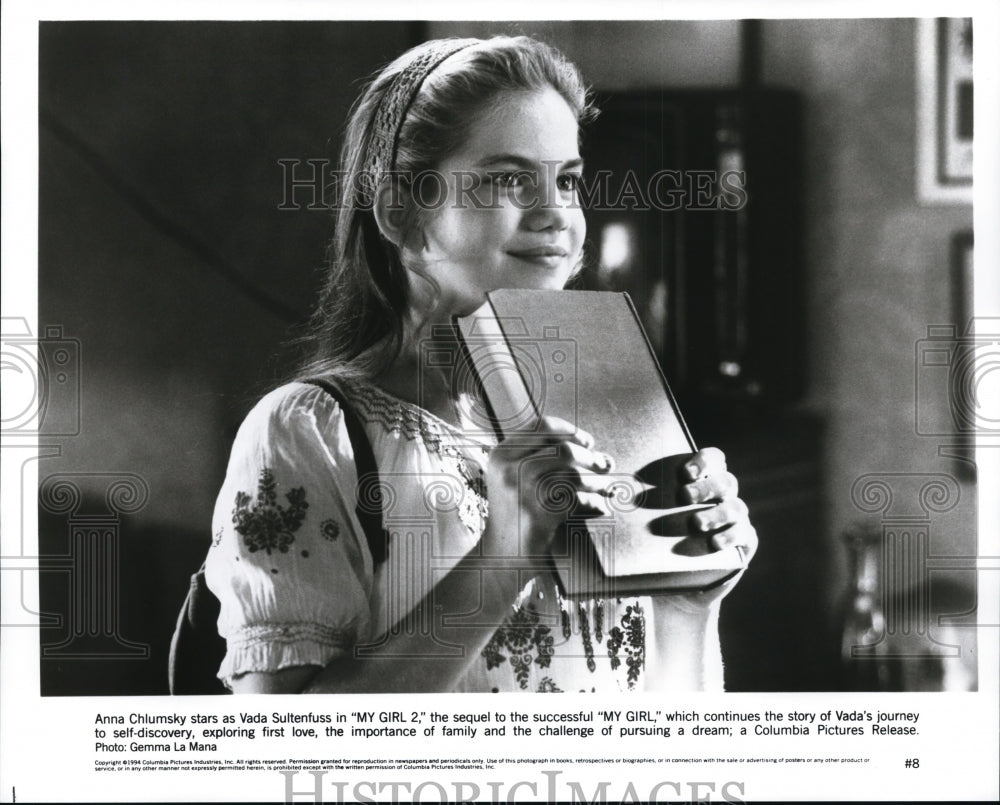 Press Photo Anne Chlumsky stars in My Girl 2 - cvp86724- Historic Images