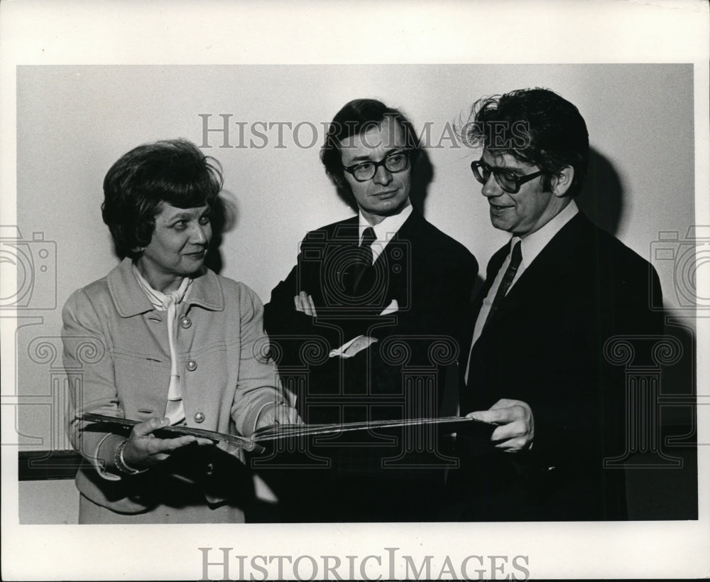 1971 Press Photo Dr Eliniore Barber, Dr Warren Scharf, Helmuth Rilling- Historic Images