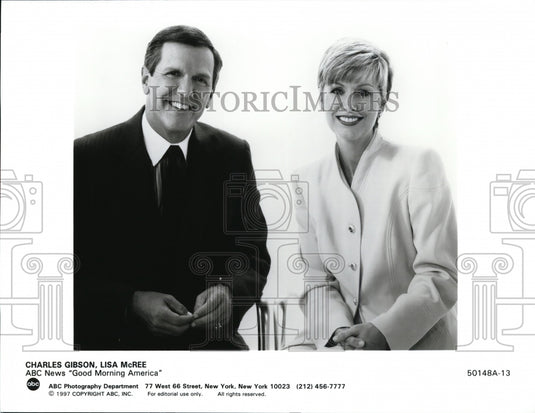 1997 Press Photo Charles Gibson and Lisa McRee hosts of Good Morning America.- Historic Images