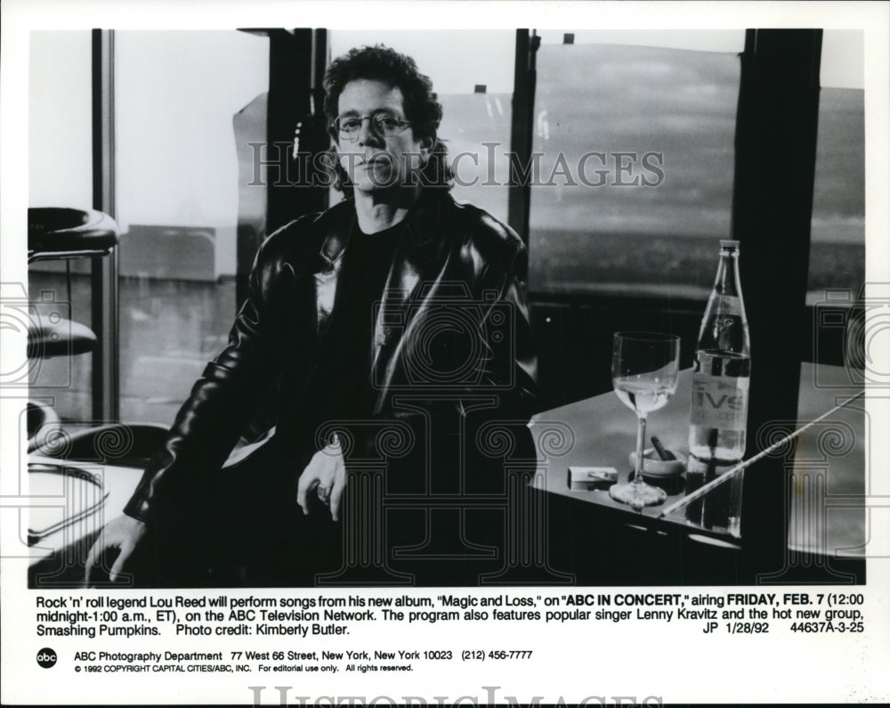 1992 Press Photo Lou Reed performs on ABC in Concert. - cvp87052