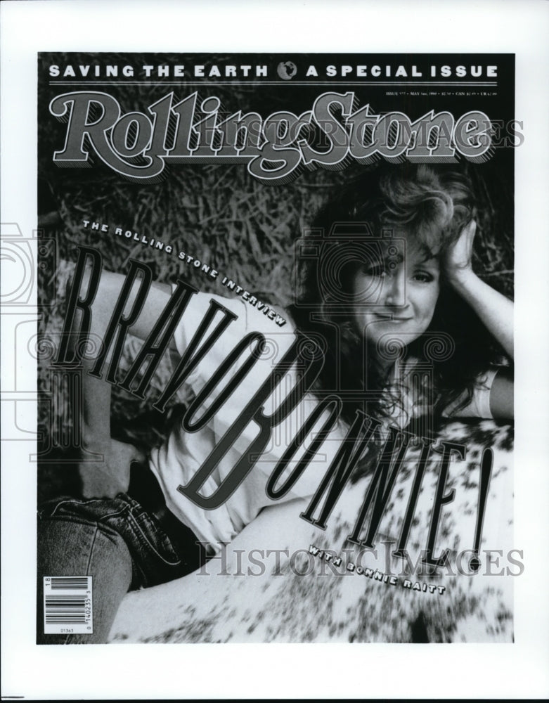 1991 Press Photo Bonnie Raitt on the cover of Rolling Stone magazine.- Historic Images