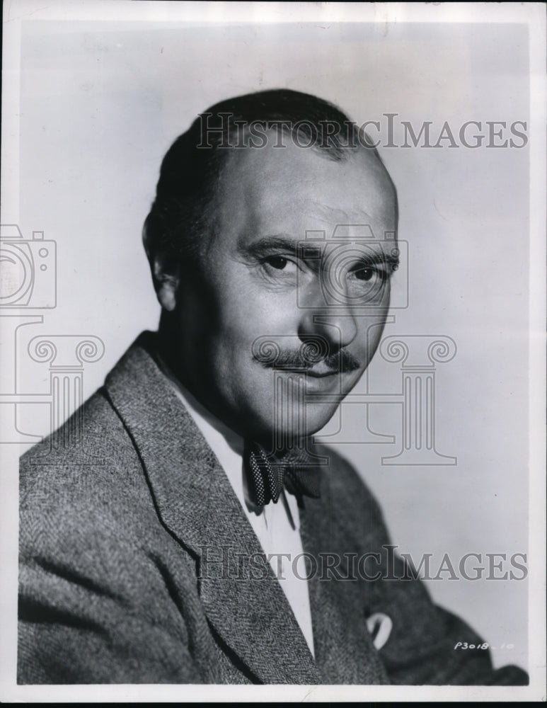1954 Press Photo Sir Ralph Richardson, British stage and film actor - cvp88628- Historic Images