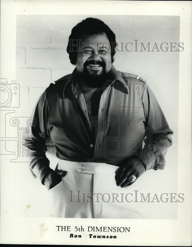 Press Photo The 5th Dimension Ron Townson,singer - cvp89307- Historic Images