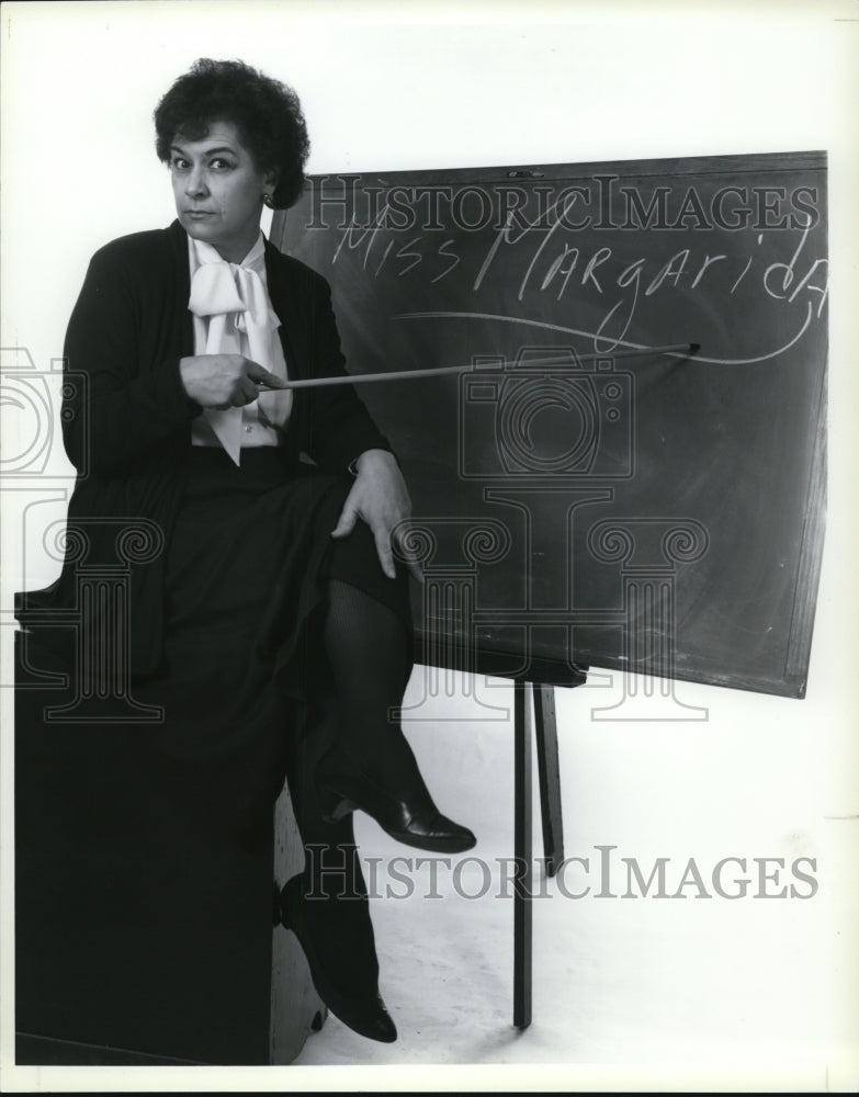 1989 Press Photo Harriet DeVeto-Miss Margarida's Way play - cvp90207- Historic Images