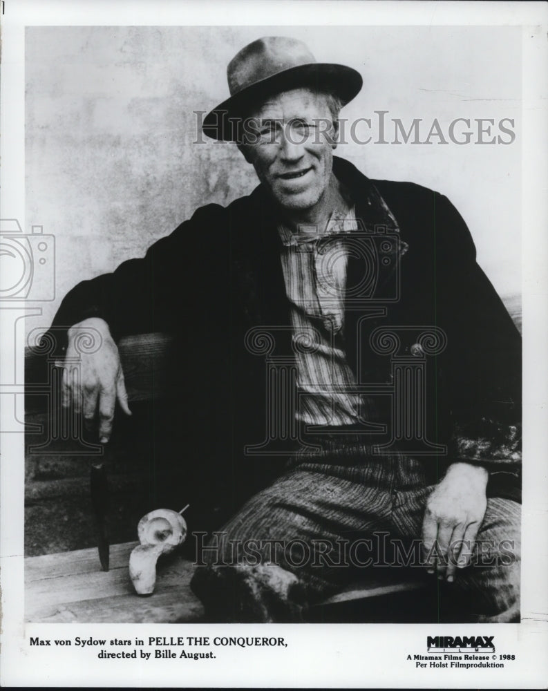 1988 Press Photo Max von Sydow in Pelle the Conqueror. - cvp92828- Historic Images
