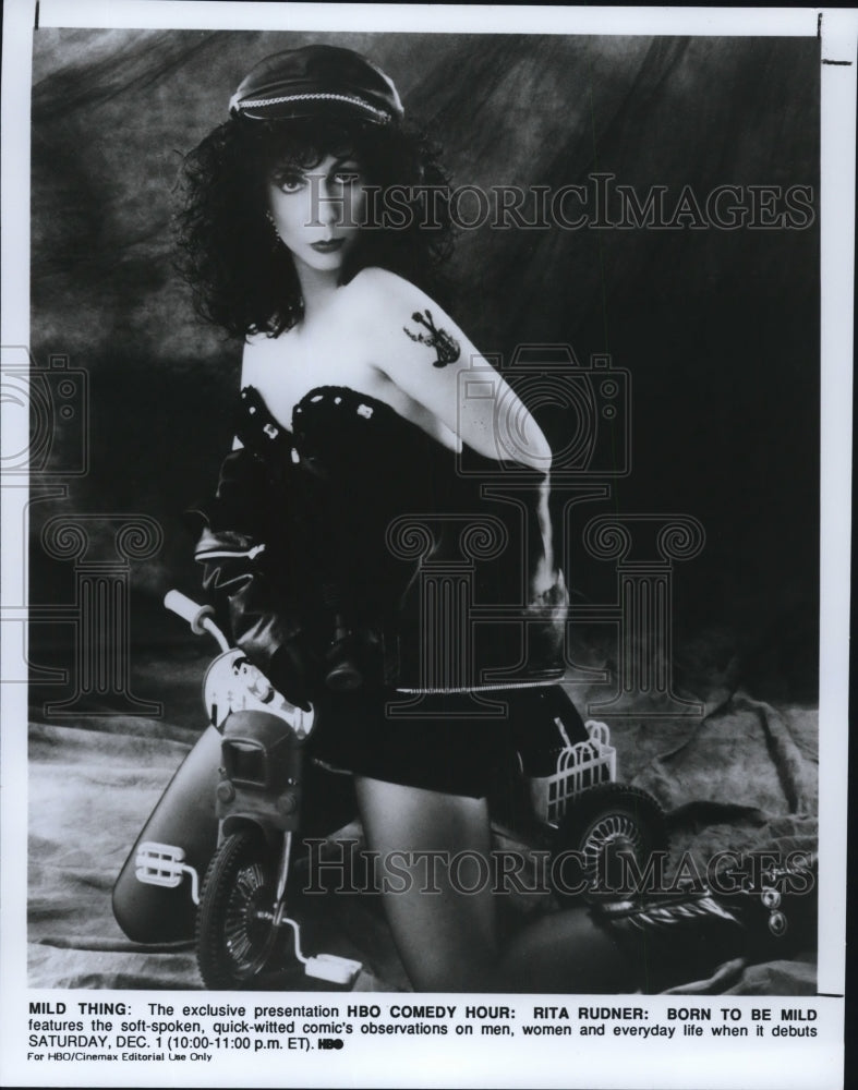 Load image into Gallery viewer, 1990 Press Photo HBO Comedy Hour:Rita Rudner: Born To Be Mild - cvp92993
