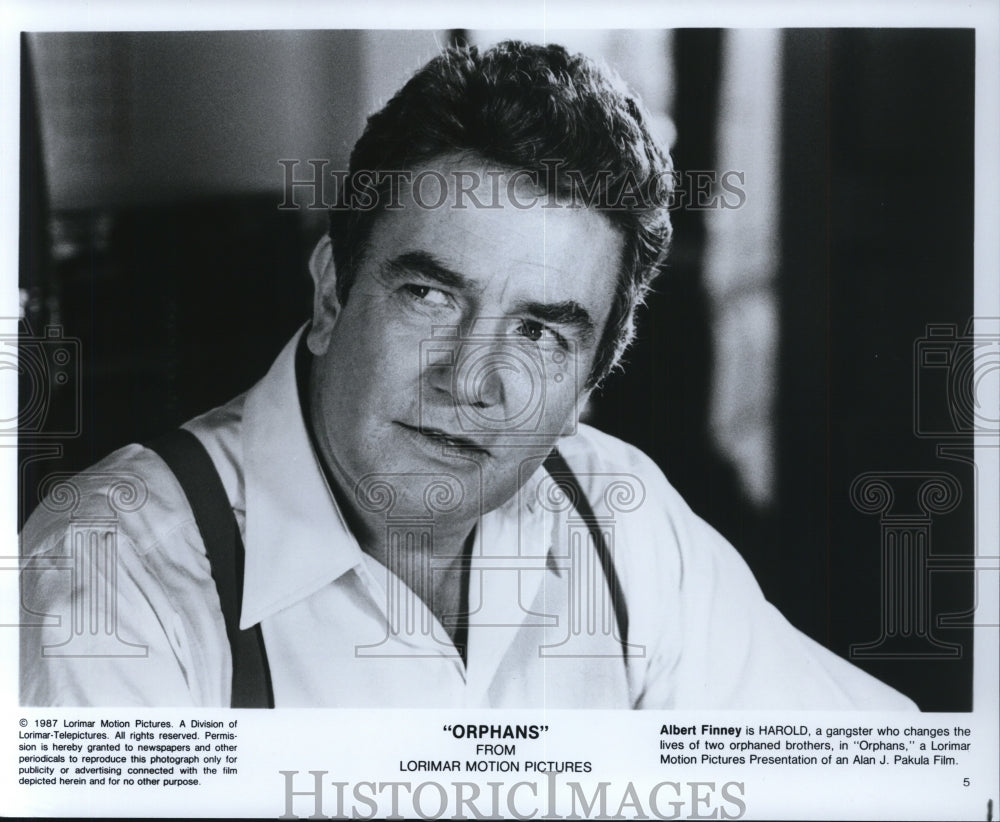 Press Photo Orphan-Albert Finney - cvp93471