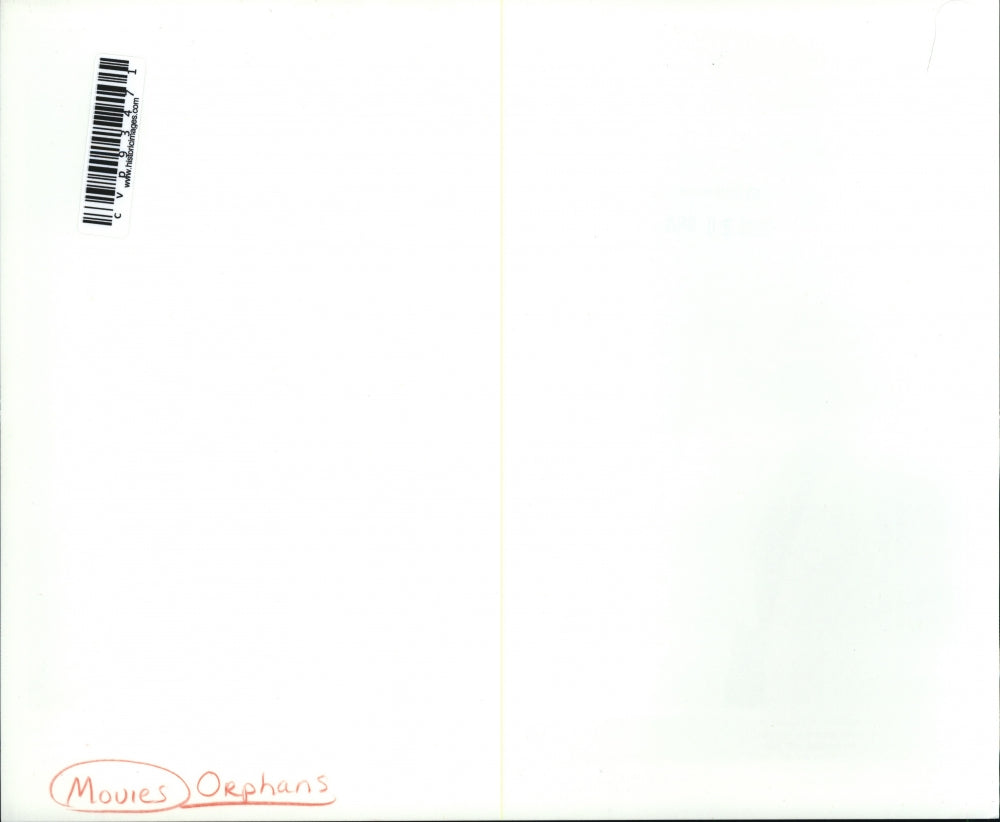 Press Photo Orphan-Albert Finney - cvp93471