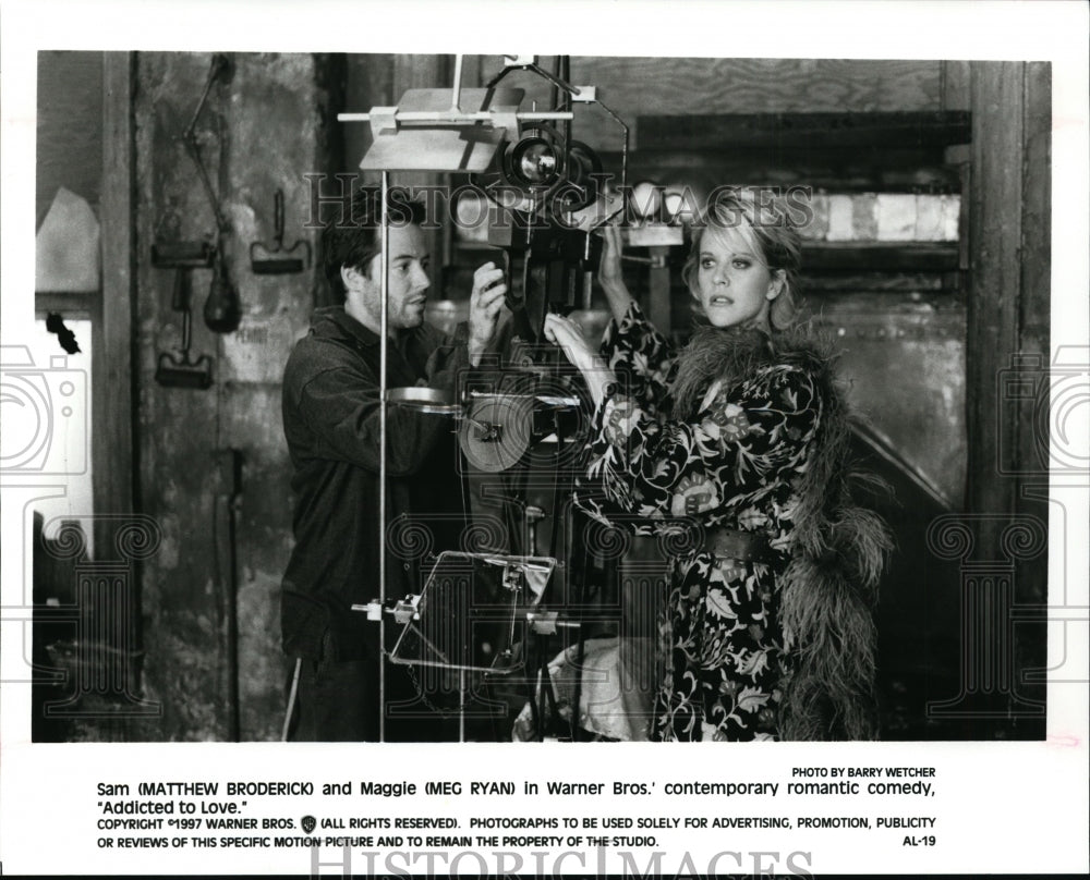 1997 Press Photo Addicted To Love-Matthew Broderick and Meg Ryan - cvp95162