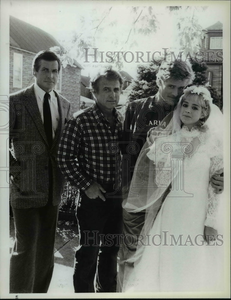 1985 Press Photo Two Fathers-Robert Conrad, Hamilton, Terrell, Whitney Kershaw- Historic Images