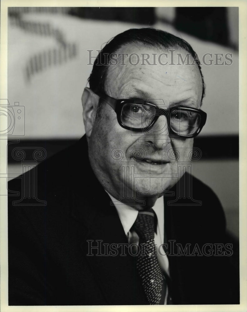 1985 Press Photo Irving I. Stone, Chairman and CEO of American Greetings Corp.- Historic Images