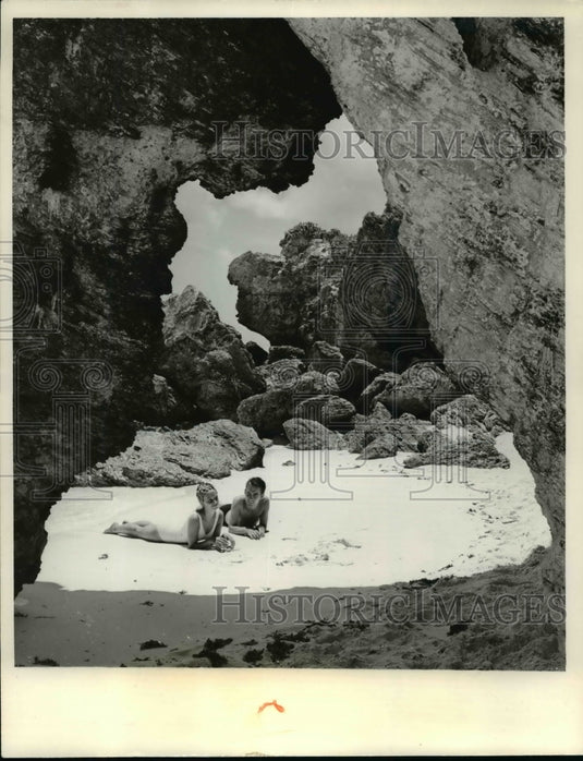 1964 Press Photo Natural Arch ad the Mid-Ocean Club in Bermuda. - cvp96520- Historic Images