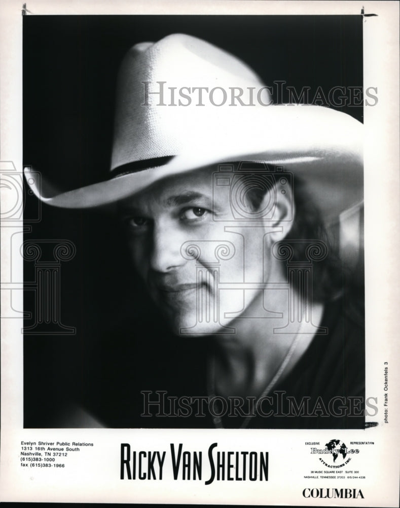 1995 Press Photo Ricky Van Shelton - cvp98012- Historic Images