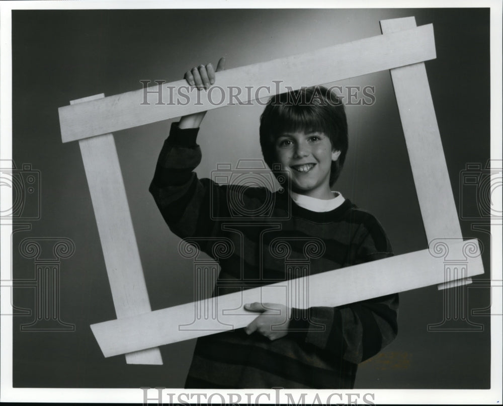 1995 Press Photo Taran Noah Smith, Mark Taylor on "Home Improvement" WUAB-43- Historic Images