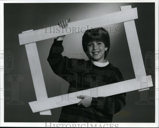 1995 Press Photo Taran Noah Smith, Mark Taylor on "Home Improvement" WUAB-43- Historic Images