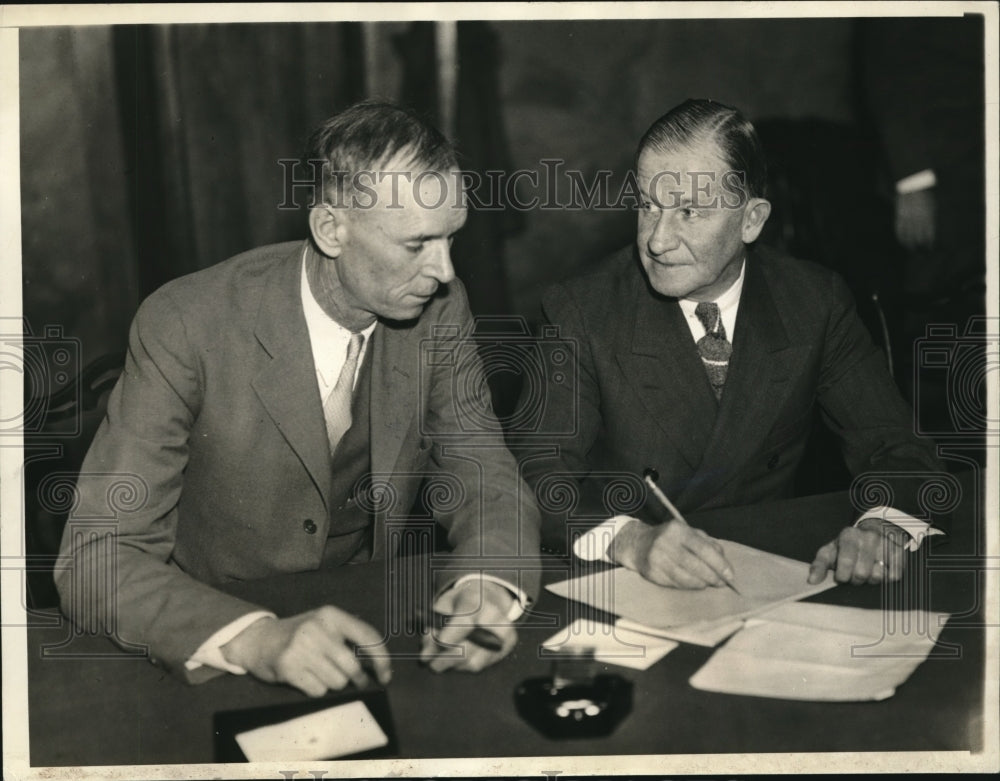 1935 Press Photo Cornell Football Coach Gil Dobie and Andy Kerr Of Colgate- Historic Images