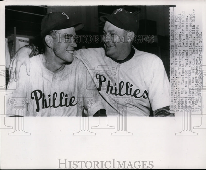 Load image into Gallery viewer, 1950 Press Photo Manager Eddie Sawyer with Phillies Bob Miller after 2nd Shutout
