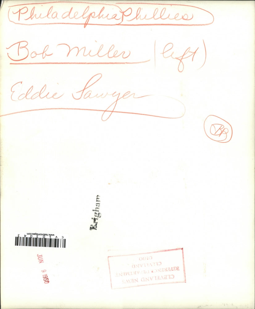 1950 Press Photo Manager Eddie Sawyer with Phillies Bob Miller after 2nd Shutout