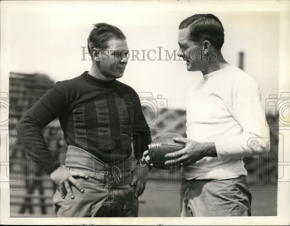 1935 Press Photo Captain Jack Kenny and Coach Early Blaik of Dartmouth Football- Historic Images