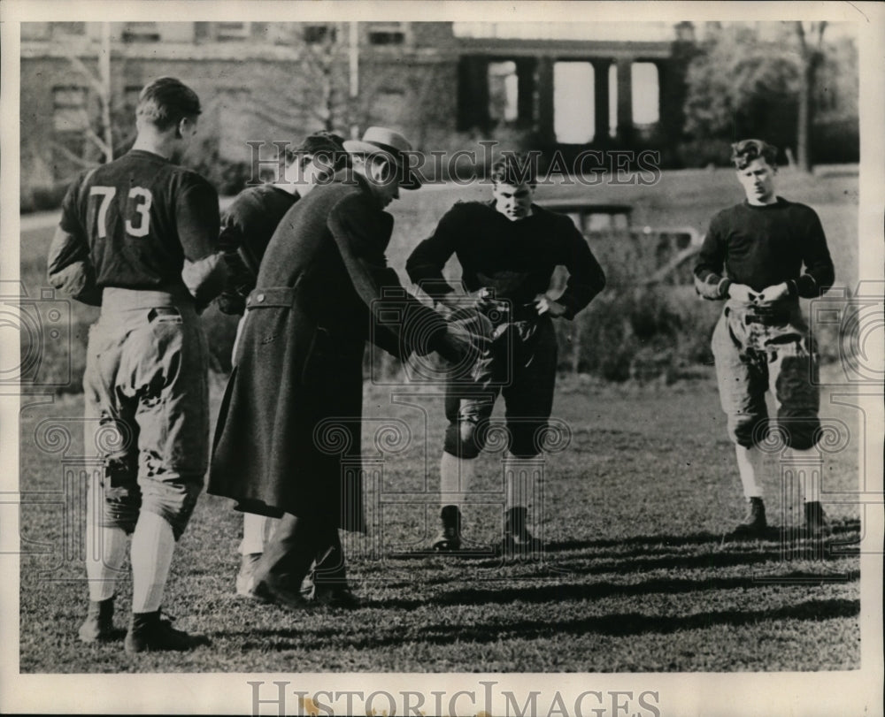 1930 Press Photo Cch Dobie Gives Bart Viviano of Cornell Lessons in Kicking- Historic Images