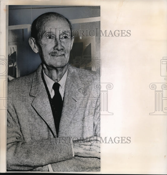 1982 Press Photo Explorer and Naturalist Dr. William Beebe - cvw01678- Historic Images