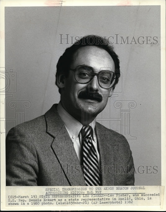 1982 Press Photo Lee Fisher, who succeeded U.S Rep. Dennis Eckart as a- Historic Images