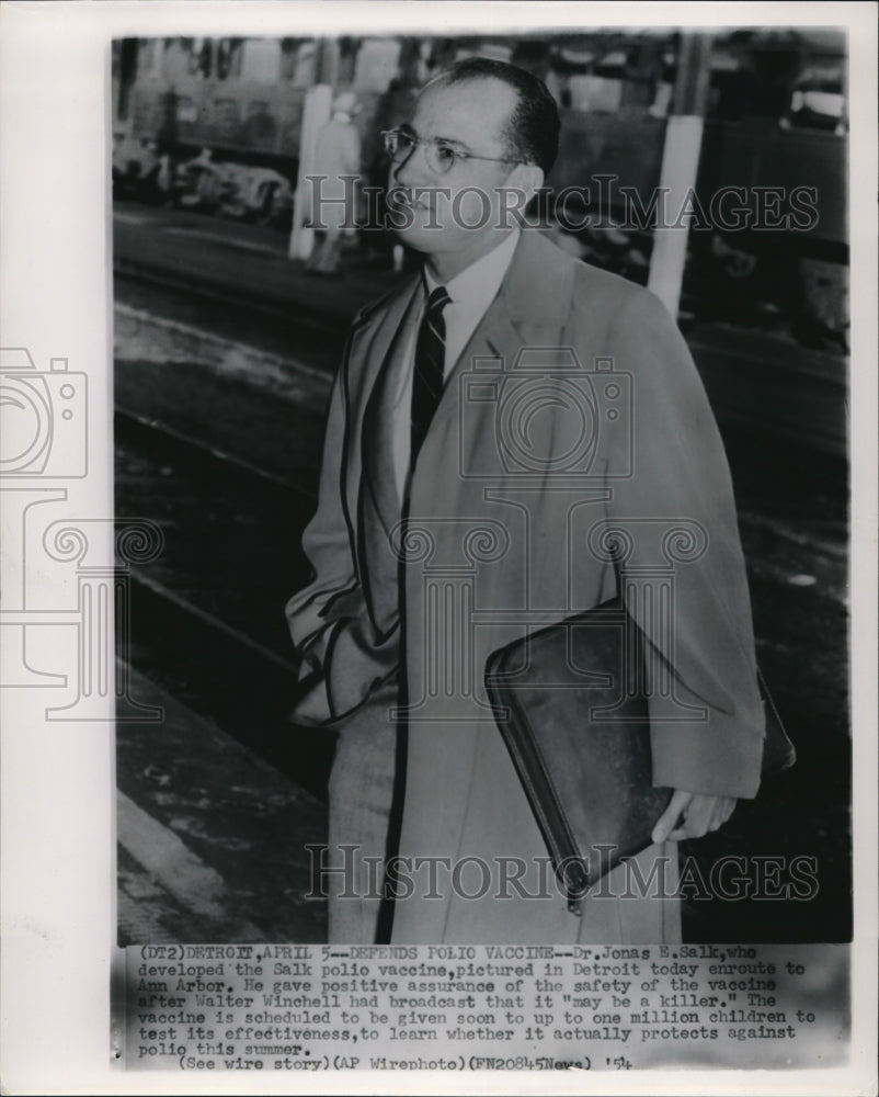 Press Photo Dr. Jonas Salk developed the Salk polio vaccine - cvw06843- Historic Images