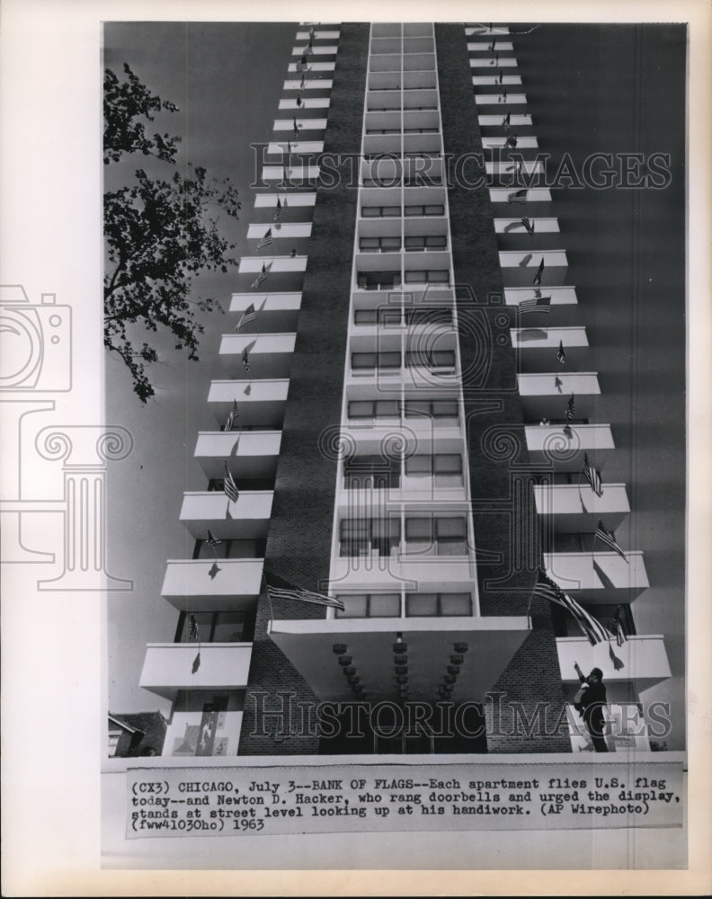 1963 Press Photo The U.S. flags at the bank of flags - cvw08989- Historic Images