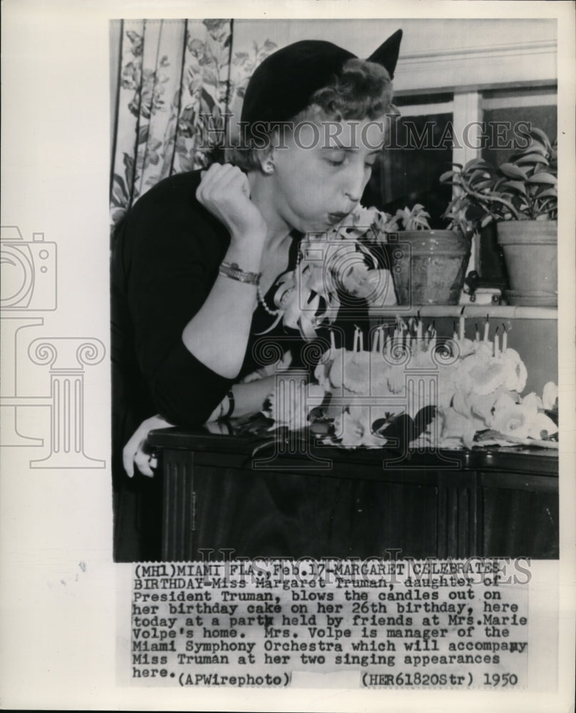 1950 Press Photo Margaret Truman Celebrating Blowing Out Candles on Birthday- Historic Images