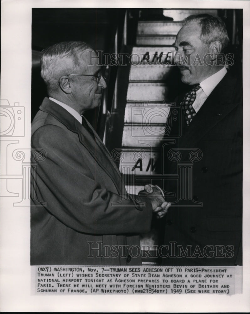 1949 Press Photo President Truman with Secretary of State Dean Acheson.- Historic Images