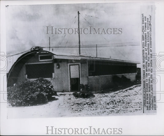 1950 Press Photo President Truman and Gen Douglas MacArthur meeting place- Historic Images