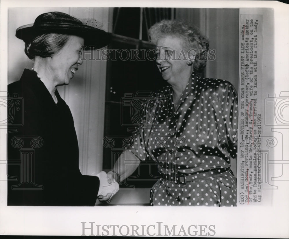 1952 Press Photo Mrs. Toy Len Goon meets First Lady Mrs. Truman for luncheon.- Historic Images