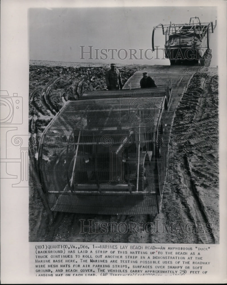 1948 Press Photo US Marines Install Beach Mats for Possible Air Parking Strips- Historic Images