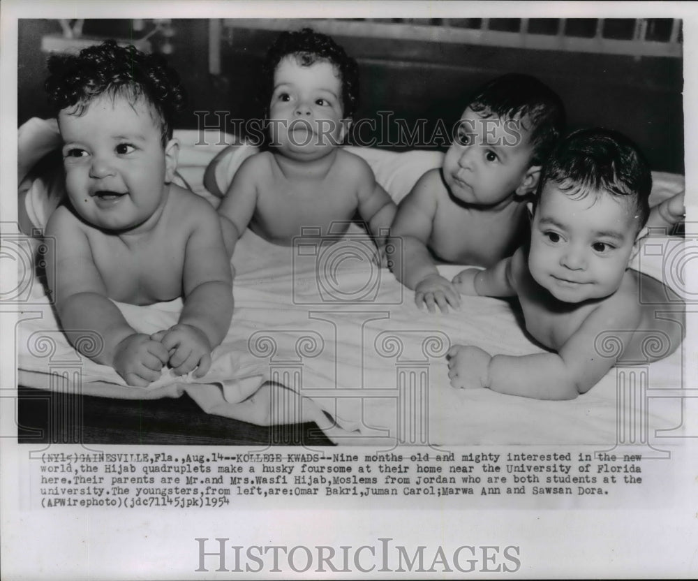 1954 Press Photo The Hijab quadruplets - cvw21147- Historic Images