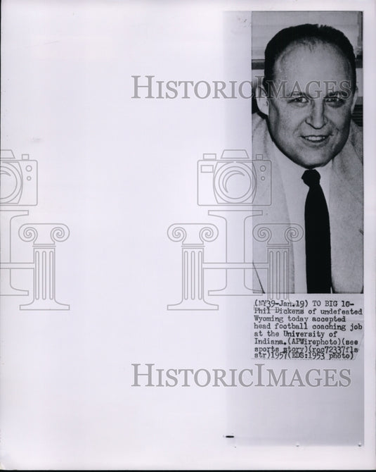 1957 Press Photo Phil Dickens as head football coach at University of Indiana- Historic Images