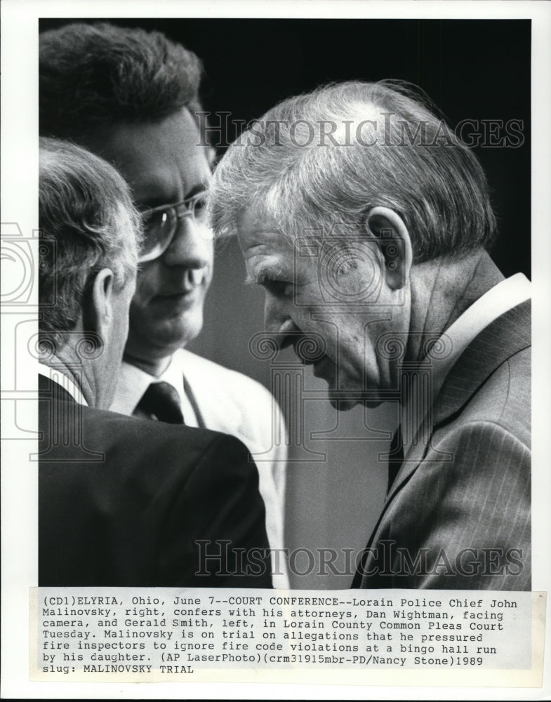 1989 Press Photo Lorain Police Chief John Malinovsky in trial at Lorain Co Court- Historic Images