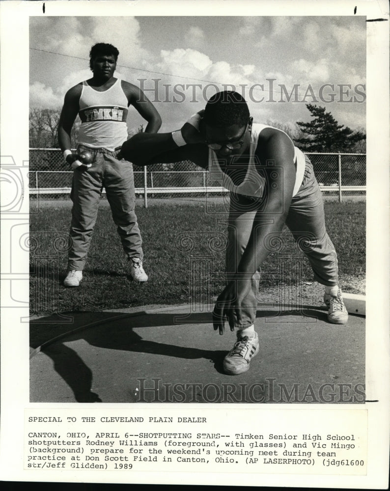 1989 Press Photo Rodney Williams and Vic Mingo, Timken High School shotputters- Historic Images
