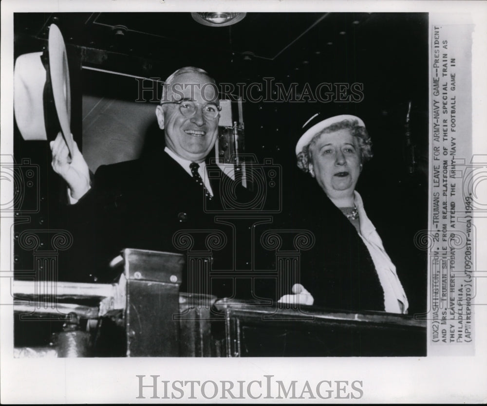 1949 Press Photo President and Mrs. Harry Truman leave for the Army Navy Game- Historic Images