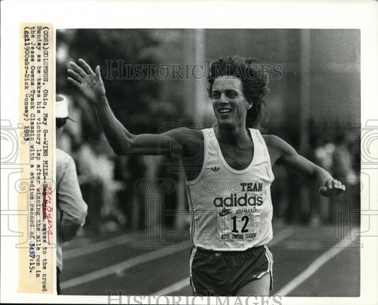 1983 Press Photo Tom Byers wins mile run in Jesse Owens Track Classic in Ohio- Historic Images