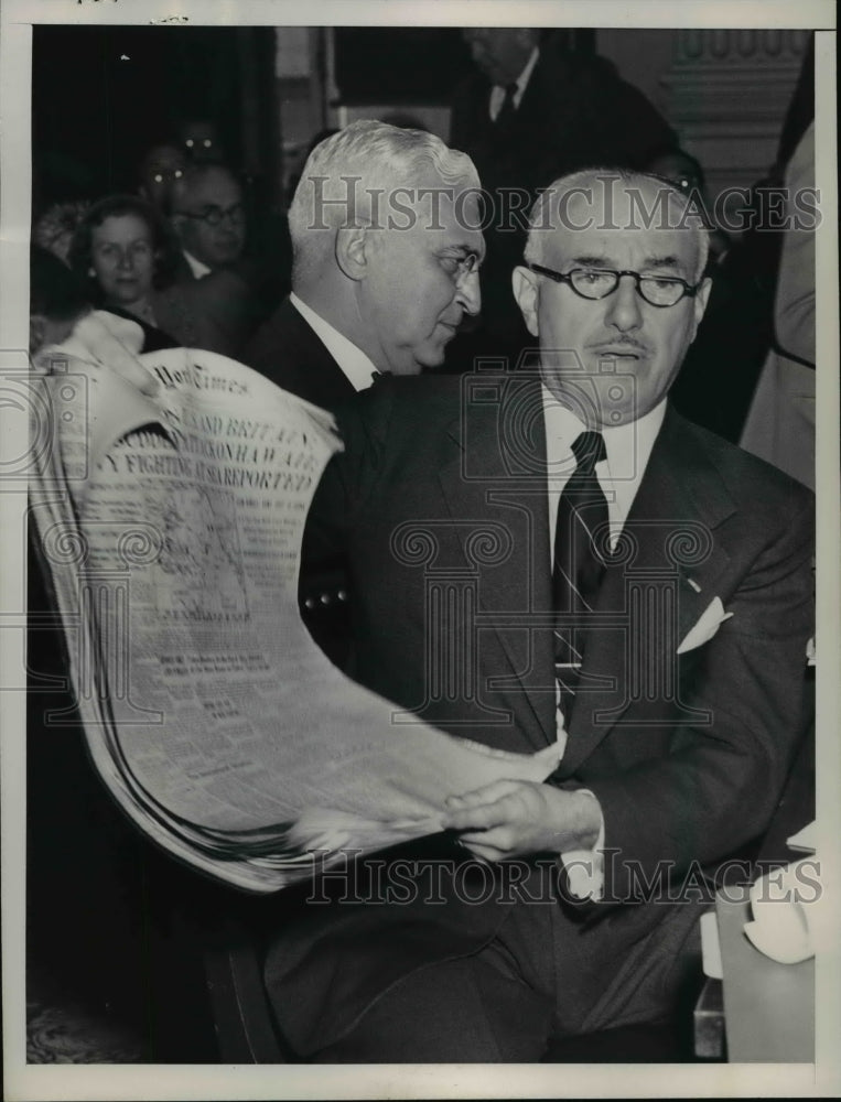 1947 Press Photo Jack Warner, Vice Pres. in charge of production at Warner Bros.- Historic Images