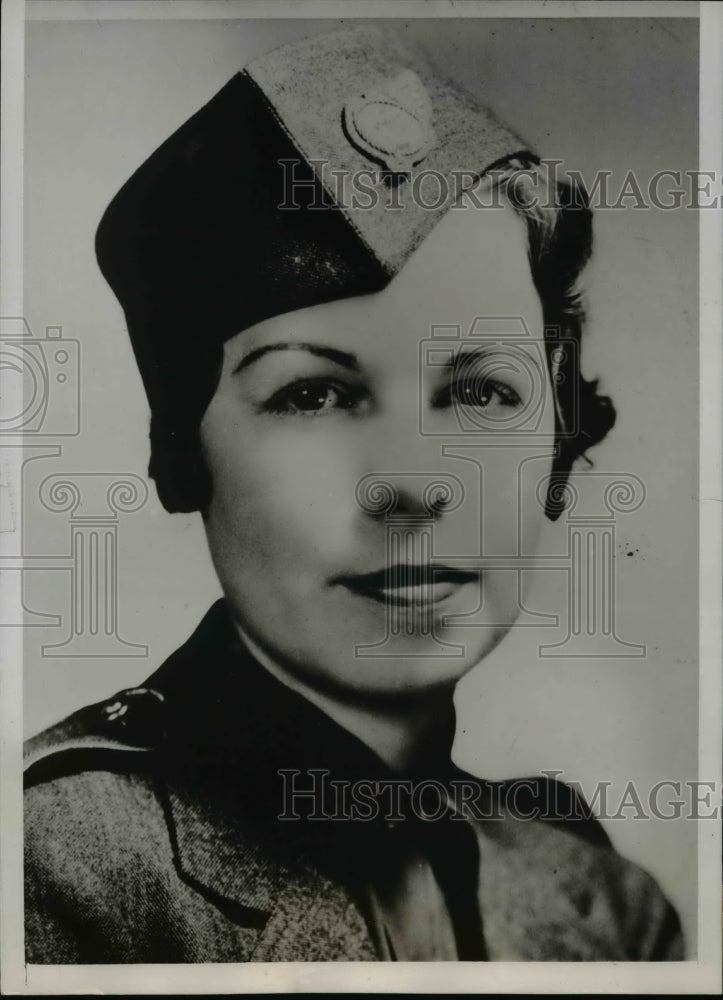 1988 Press Photo Stewardess Martha Wilson of missing RGE Air Liner - cvw24115- Historic Images
