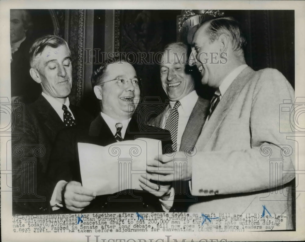 1948 Press Photo Senators getting together after a debate on the Draft Bill.- Historic Images