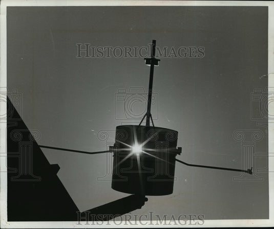 1967 Press Photo Pioneer 7, the solar probe built by Cleveland's TRW Inc- orbit- Historic Images