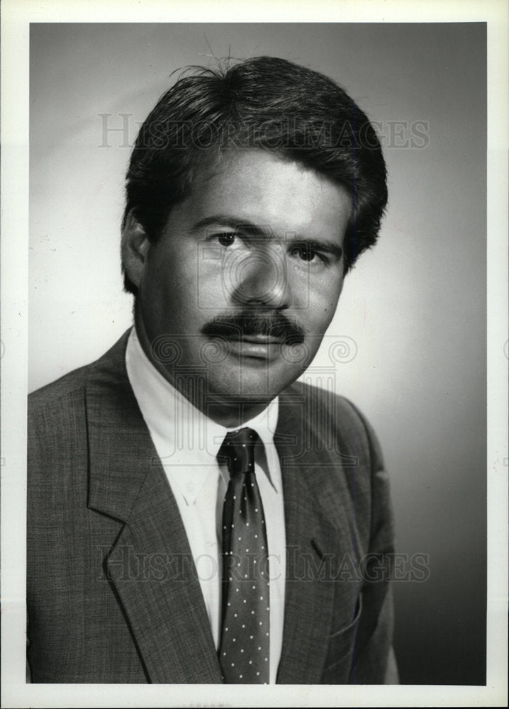 1986 Press Photo reed whitener berkshire hotel - dfpd28961- Historic Images