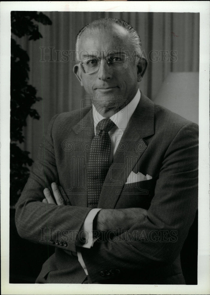 1987 Press Photo Paul F. Oreffice Dow Chemicals Co. - dfpd32277- Historic Images