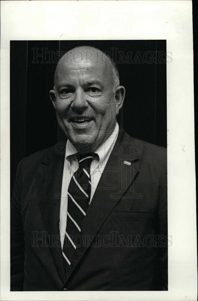 1982 Press Photo Rockwell T Gust University Regent UM - dfpd32647- Historic Images